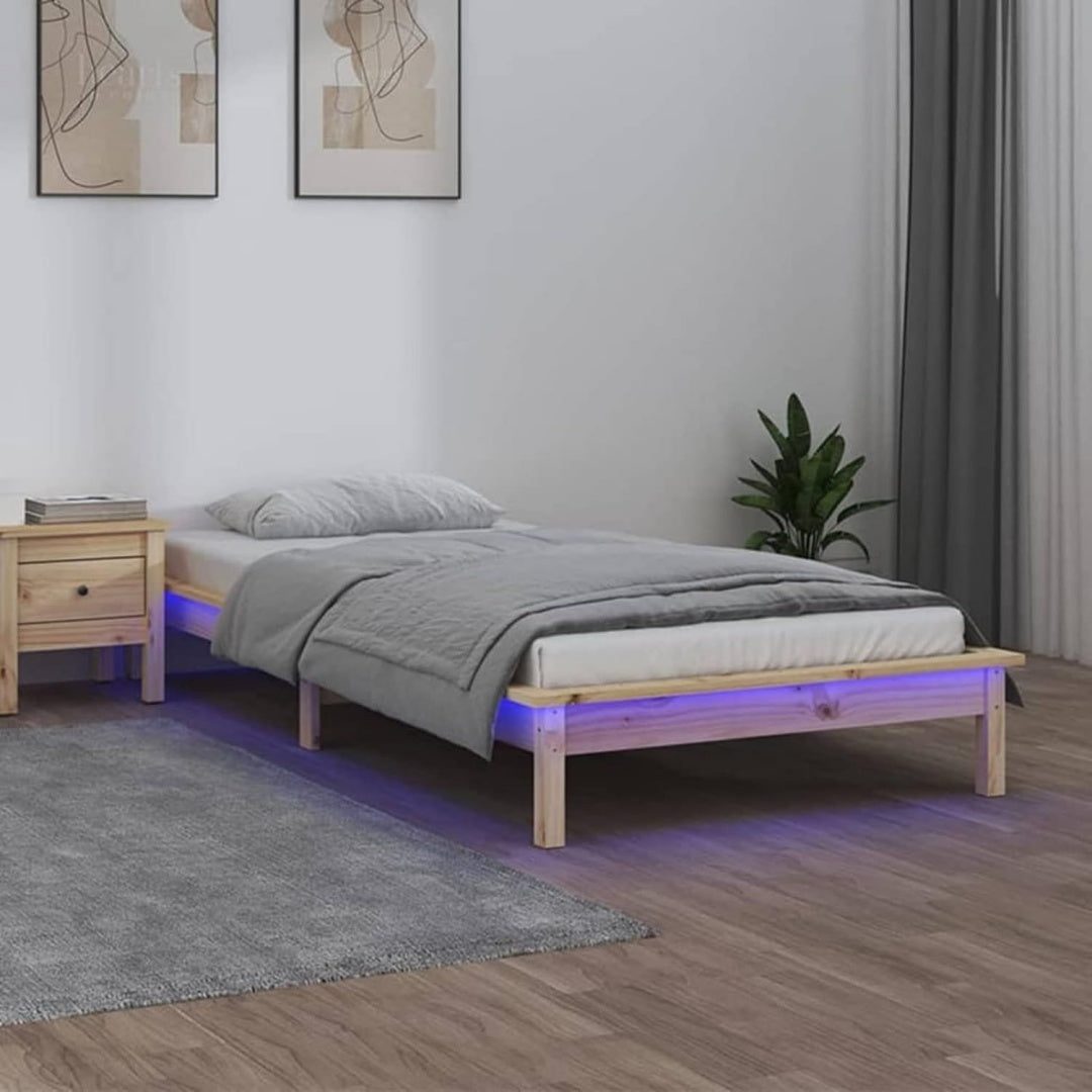 Das Bettgestell vereint Form und LED Beleuchtung