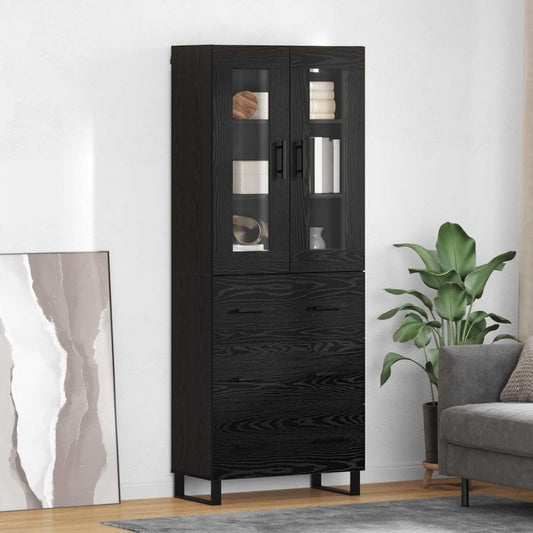 Die Gestaltung von dem Hochschrank wird durch Glas und Holzwerkstoff gepraegt in Schwarz und Eichenbraun
